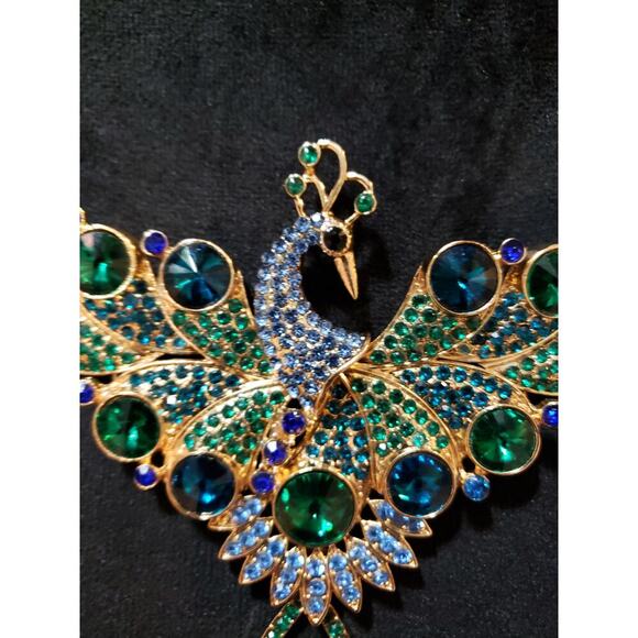 Women Embellished Multicolor Encrusted Rhinestone Peacock Bib Statement Necklace - Picture 6 of 7